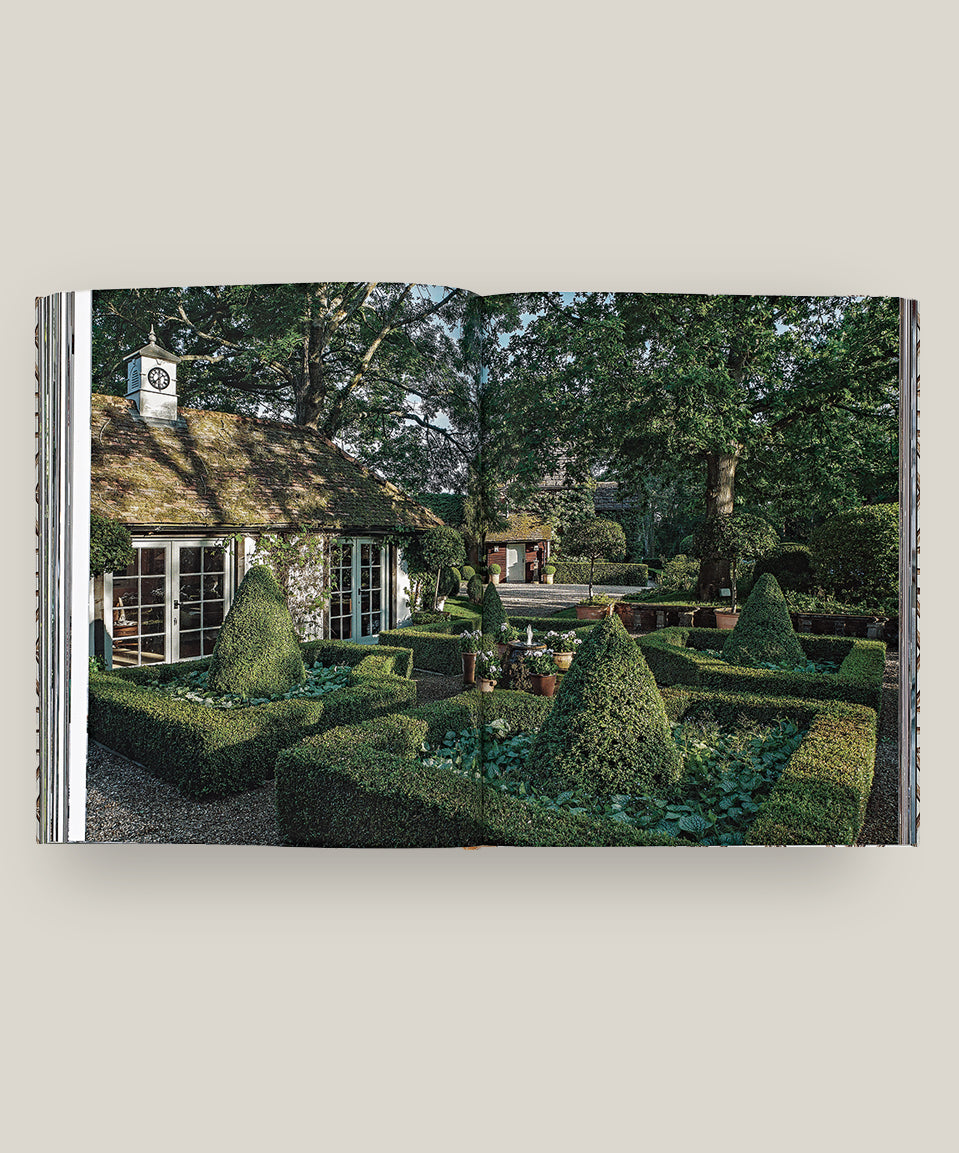 An Entertaining Life: Designing Town and Country