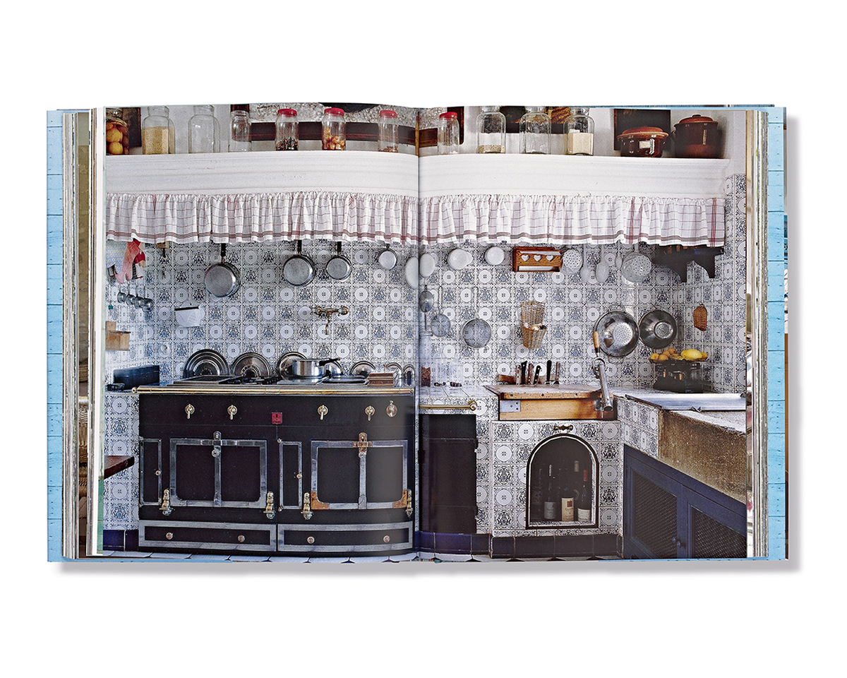 Provence Style: Decorating with French Country Flair